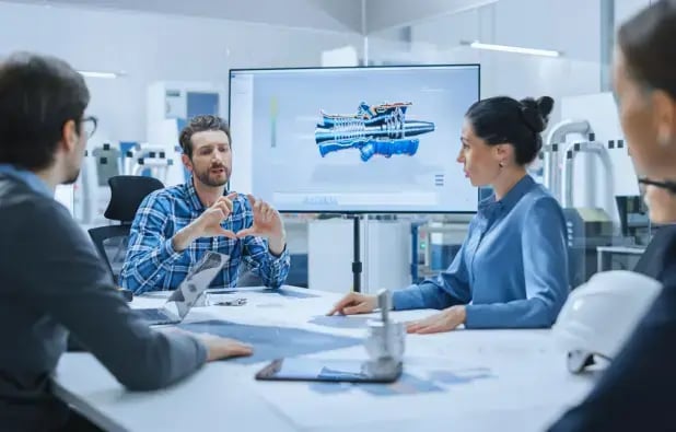 How to Choose Fractional Marketing for Manufacturers: An Evaluation Guide
