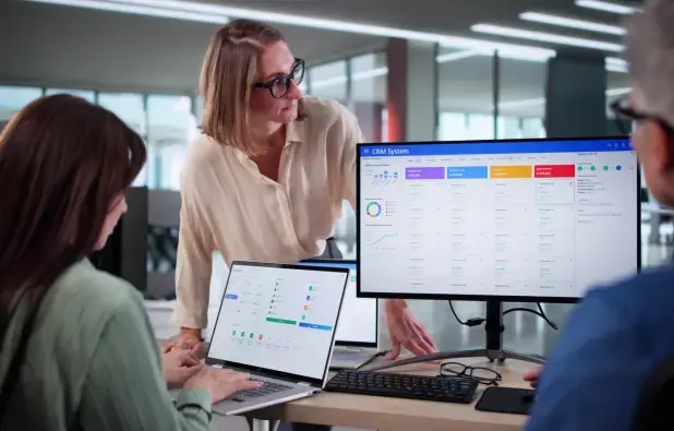 7 CRM Adoption Problems in Manufacturing Sales Teams