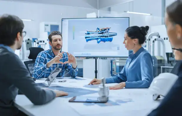 How to Choose Fractional Marketing for Manufacturers: An Evaluation Guide